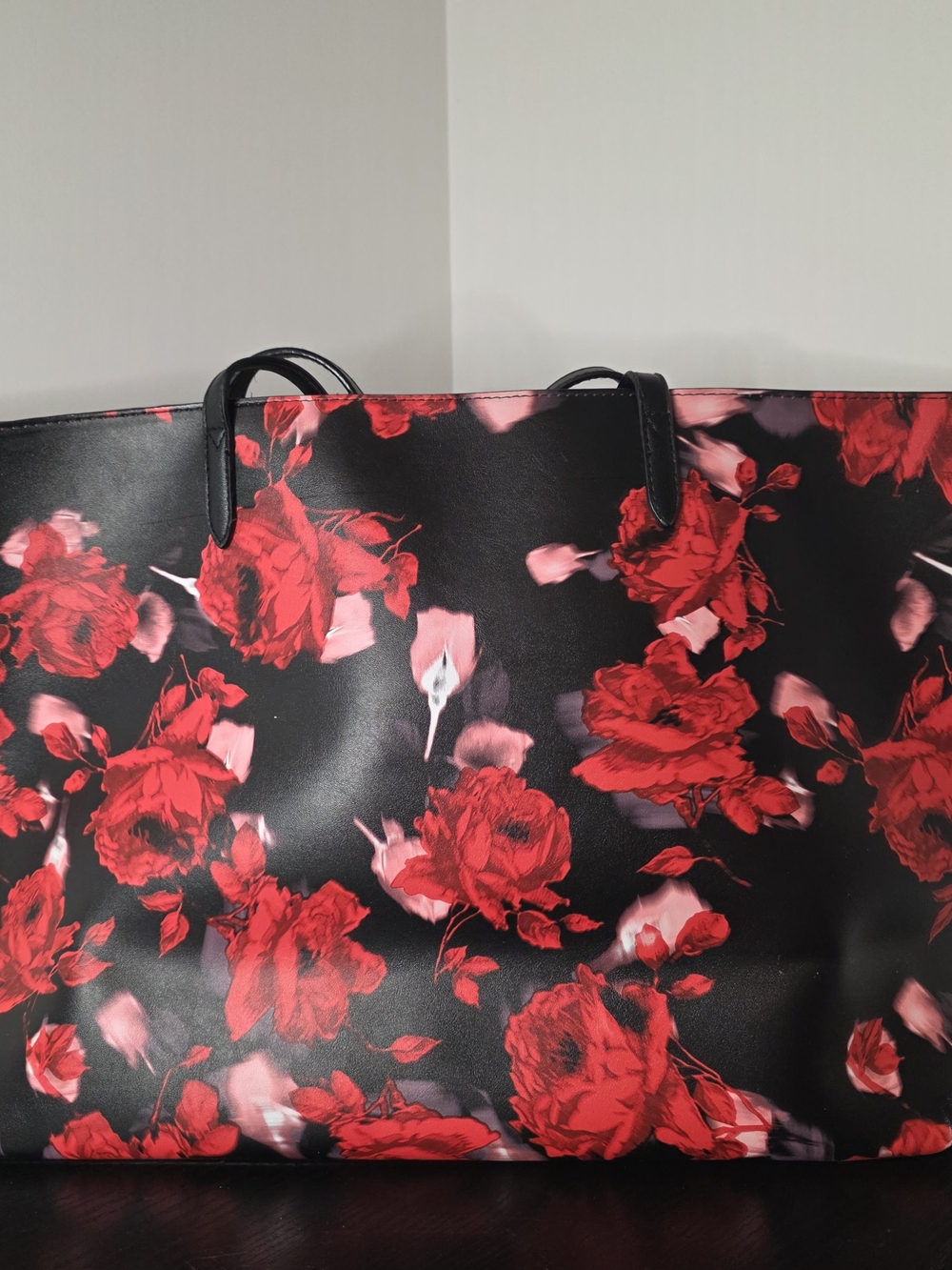 Victoria's Secret Large Tote Bag Black Red Rose Floral Gold Logo Like New - Picture 5 of 8